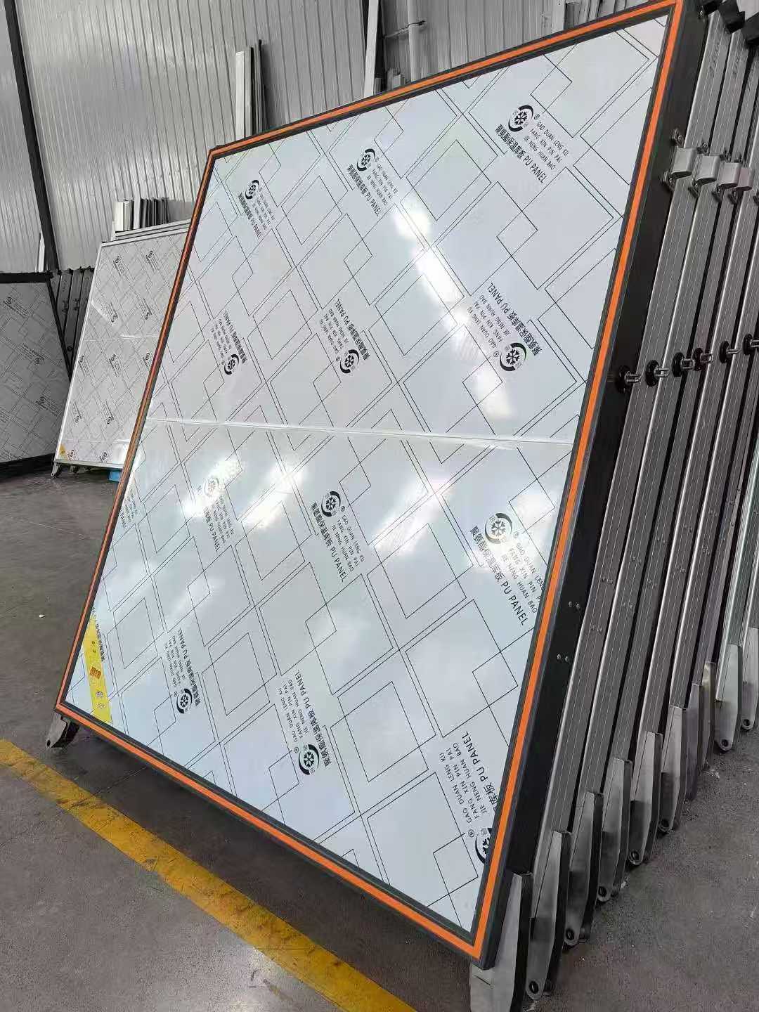 PIR Heavy-Duty Manual Sliding Cold Room Door